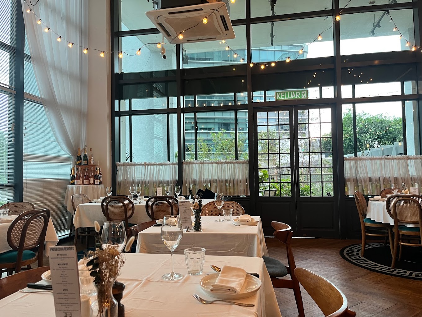 Brasserie Léon photo at Ground Floor, Menara Manulife, 6, Jalan Gelenggang, Bukit Damansara