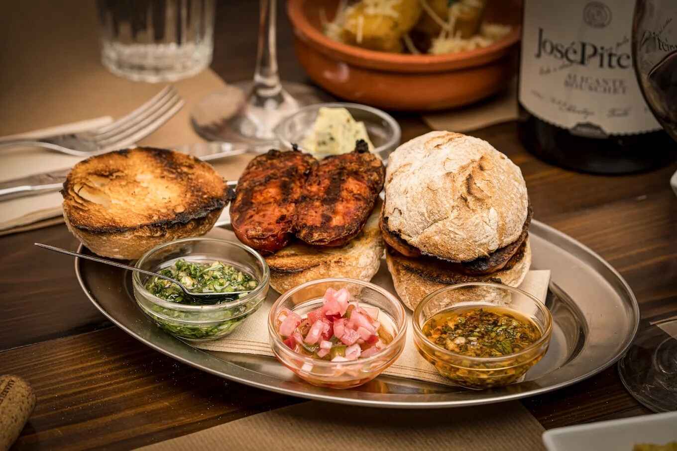 O Fatica na Brasa photo at R. dos Mastros 8, 1200-425 Lisboa, Portugal, Portugal