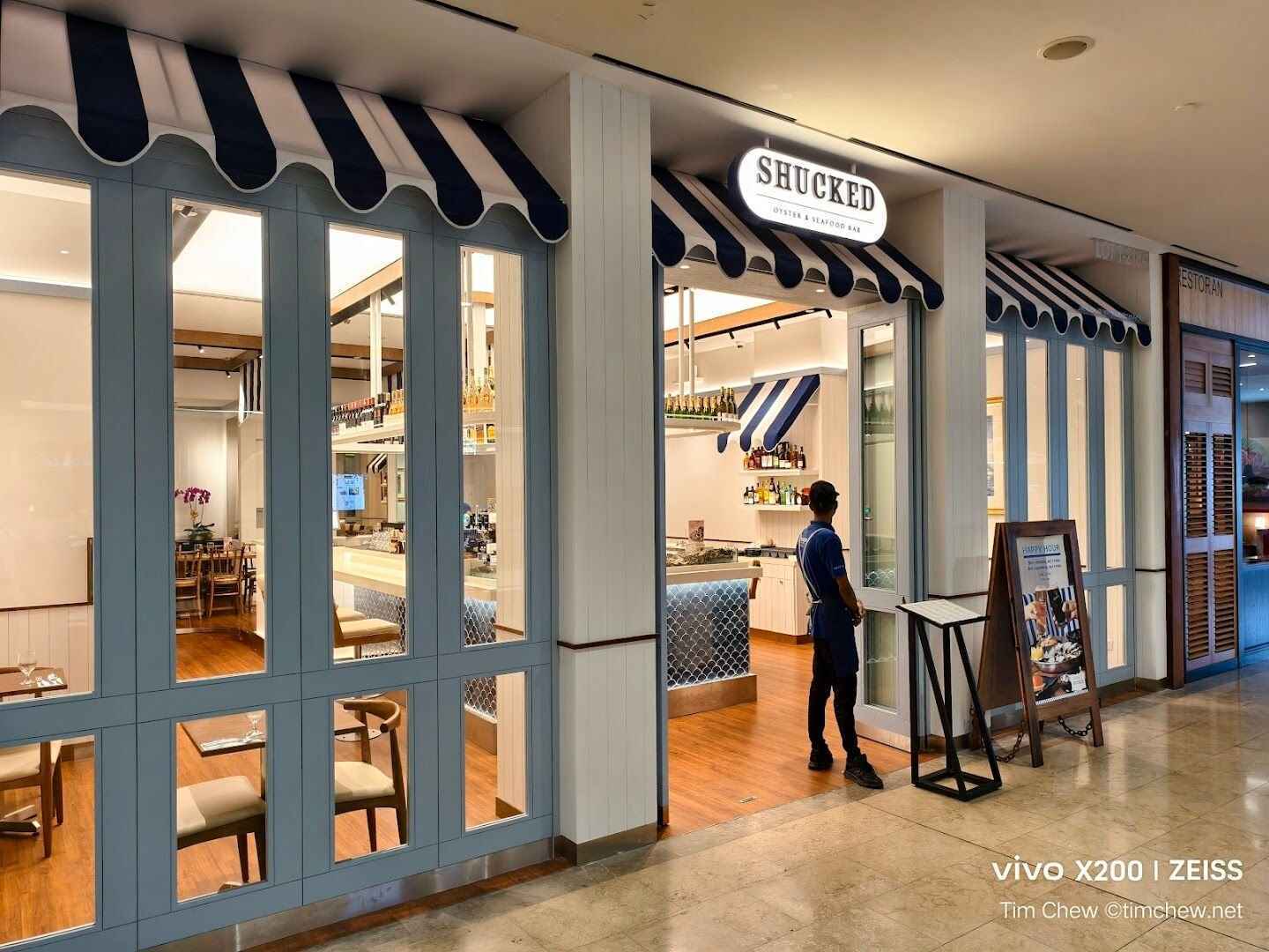 SHUCKED Oyster & Seafood Bar photo at Lot T-K03, 3rd Floor The Gardens Mall, Mid Valley CIty