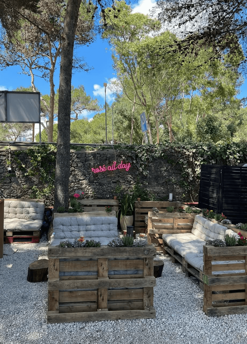 Sandocas photo at Avenida nossa senhora do cabo 101, 2750-374 Cascais, Portugal, Cascais