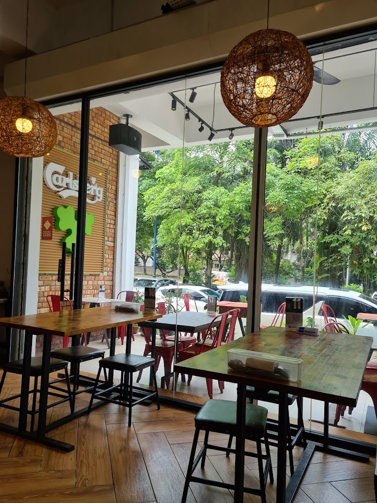Jatujak Bangkok Street Food photo at B-G, 31, Jalan PJU 1a/3j, Ara Damansara, Petaling Jaya 