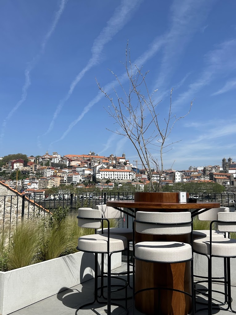 Bello Rooftop photo at Cais de Gaia 380, 4400-245 Vila Nova de Gaia, Portugal, Portugal