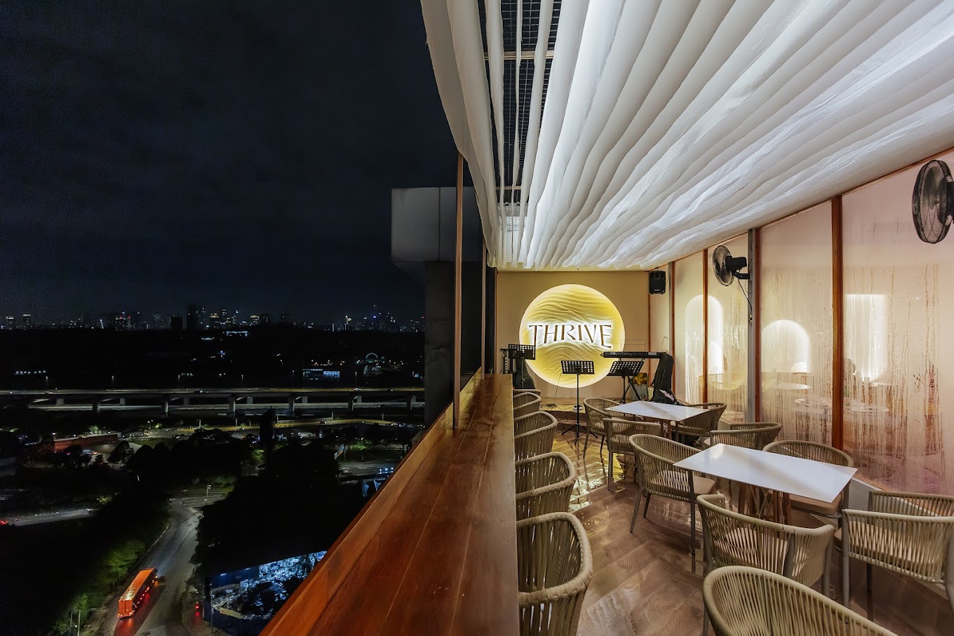 Thrive KL Sky Dining photo at No. 1, Jalan Lima, Off, Jalan Chan Sow Lin, Chan Sow Lin, 55200 Kuala Lumpur, Wilayah Persekutuan Kuala Lumpur, Malásia, Kuala Lumpur, Malaysia
