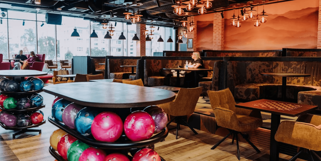 Elamus Bowling & Pubi photo at Akadeemia tee 30, 12613 Tallinn, Estônia, Tallinn