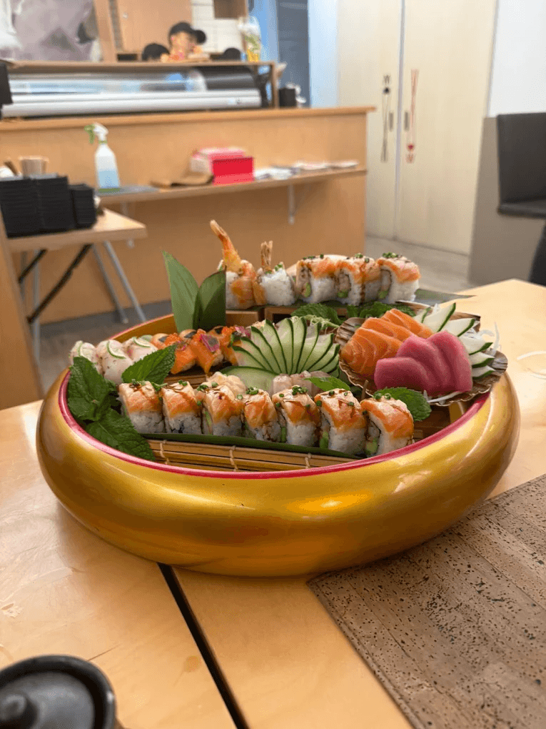 Kabuki Sushi Nazaré photo at Av. Manuel Remígio 4, 2450-106 Nazaré, Portugal, Portugal