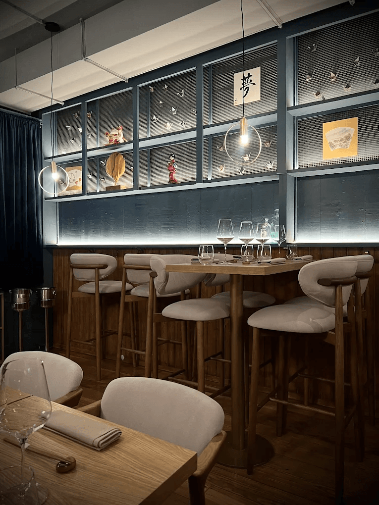 KINTSUGI photo at R. de Santo Ildefonso 220, 4000-465 Porto, Portugal, Porto