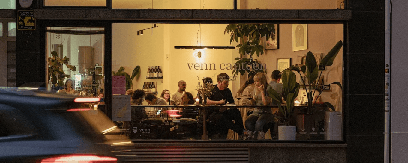 venn photo at Rua de Fernandes Tomás 345, 4000-072 Porto, Portugal, Porto