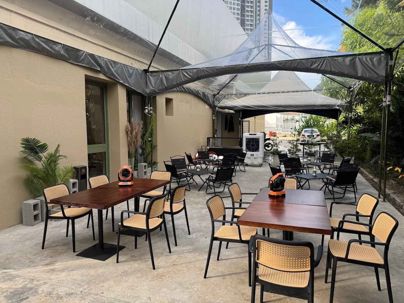 NOX by LUMOS KK photo at No 6, Lot 16, Jalan Gaya, Off Lorong Satu, Jln Haji Saman, Kota Kinabalu