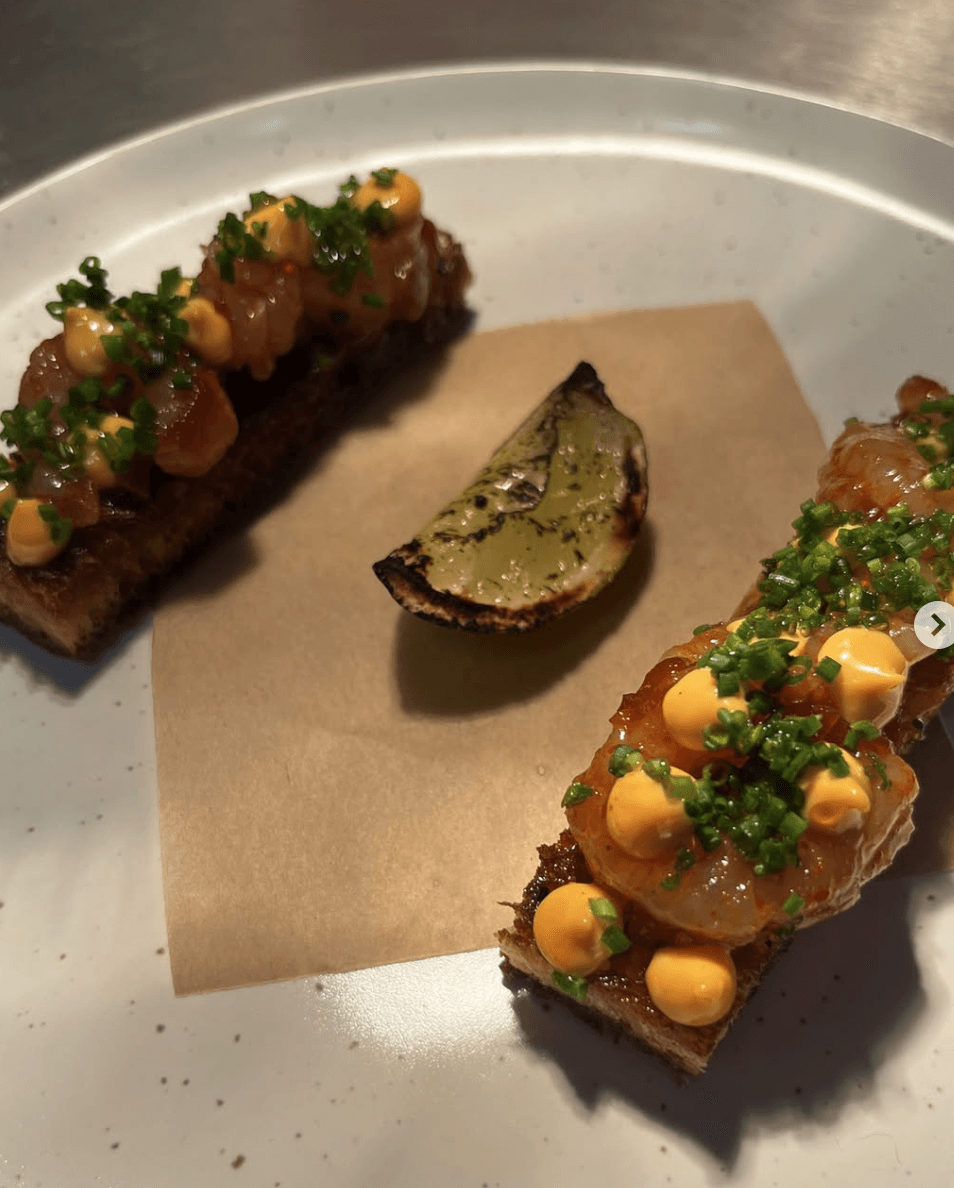 Provável photo at Largo São João Novo 87, Porto