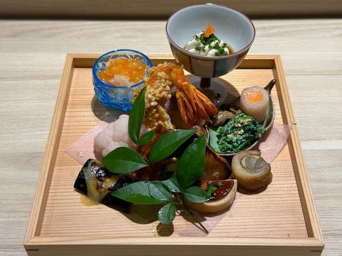  すし華　Sushi Hana