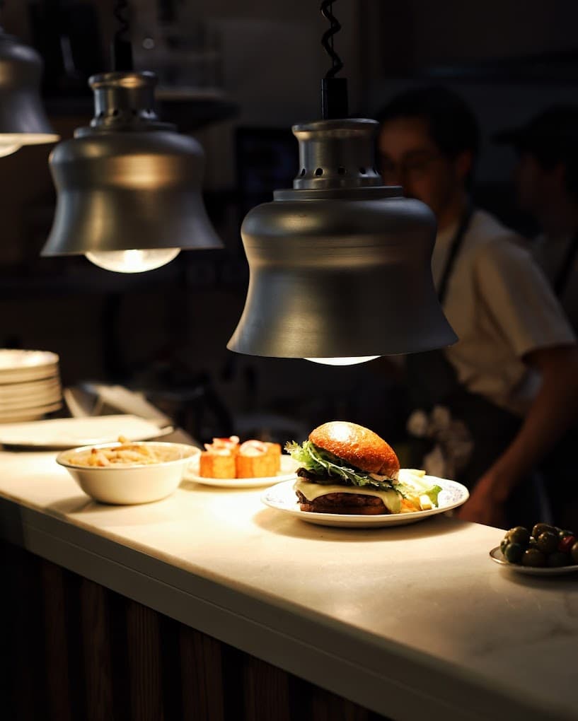 Pils Grill Eatery