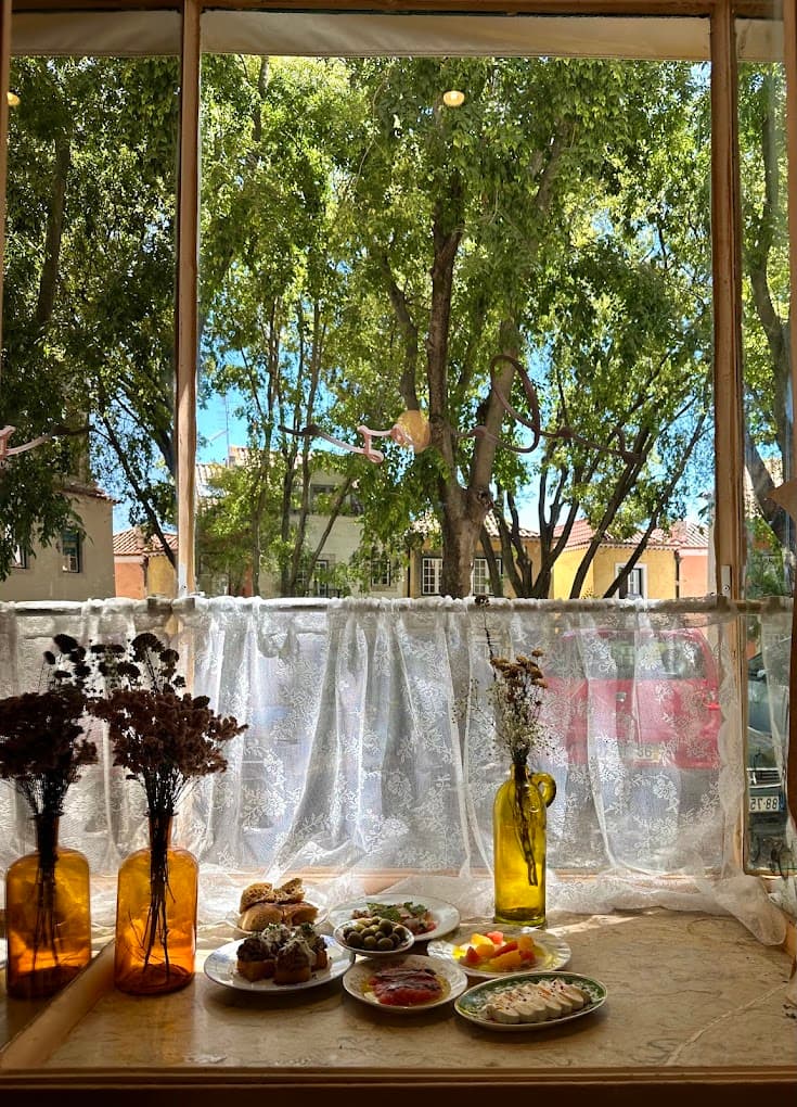 Sala Rosa photo at Rua do vigário 44, 1100-045 Lisboa, Lisbon