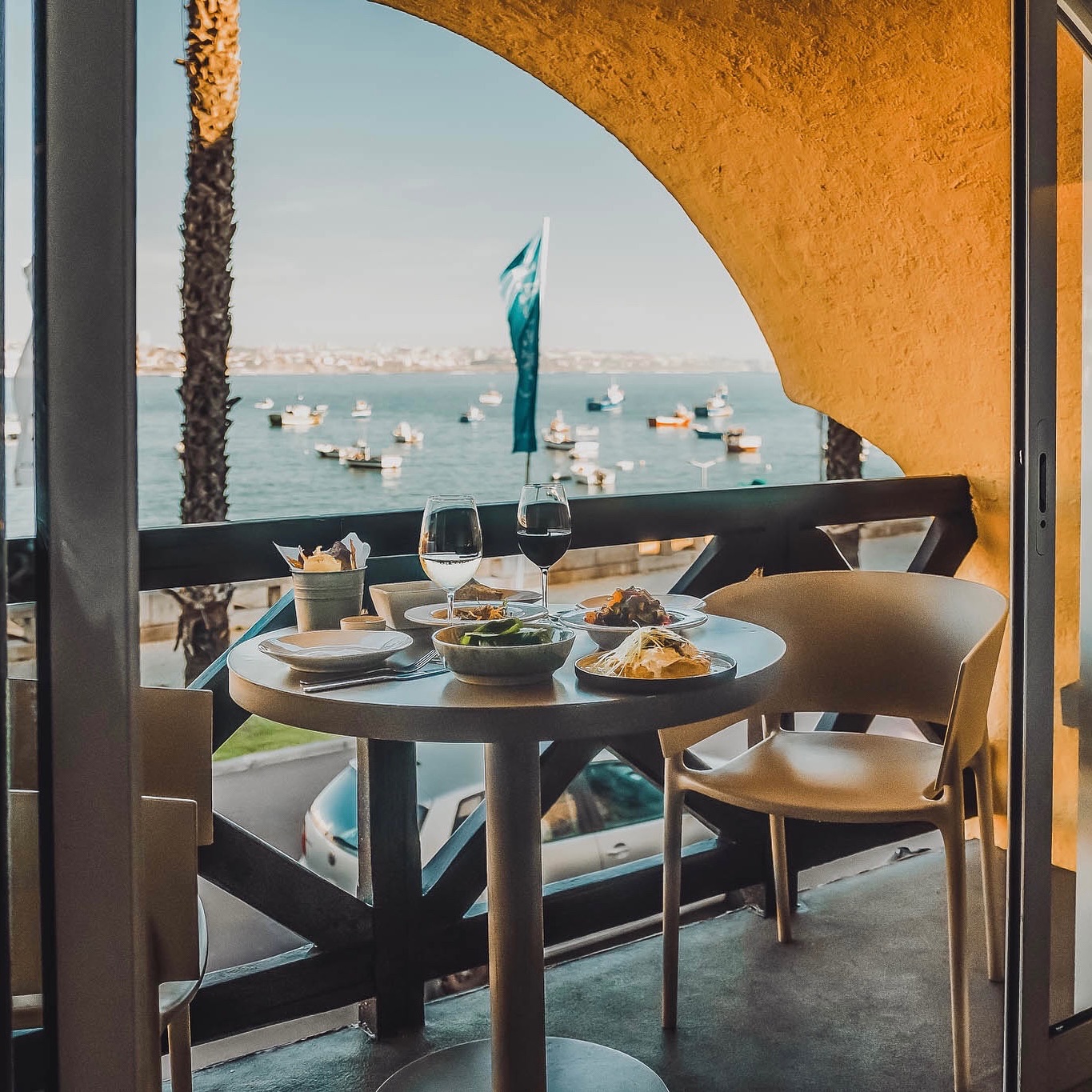 Hifen photo at Av. Dom Carlos I, 2750-642 Cascais, Portugal, Cascais