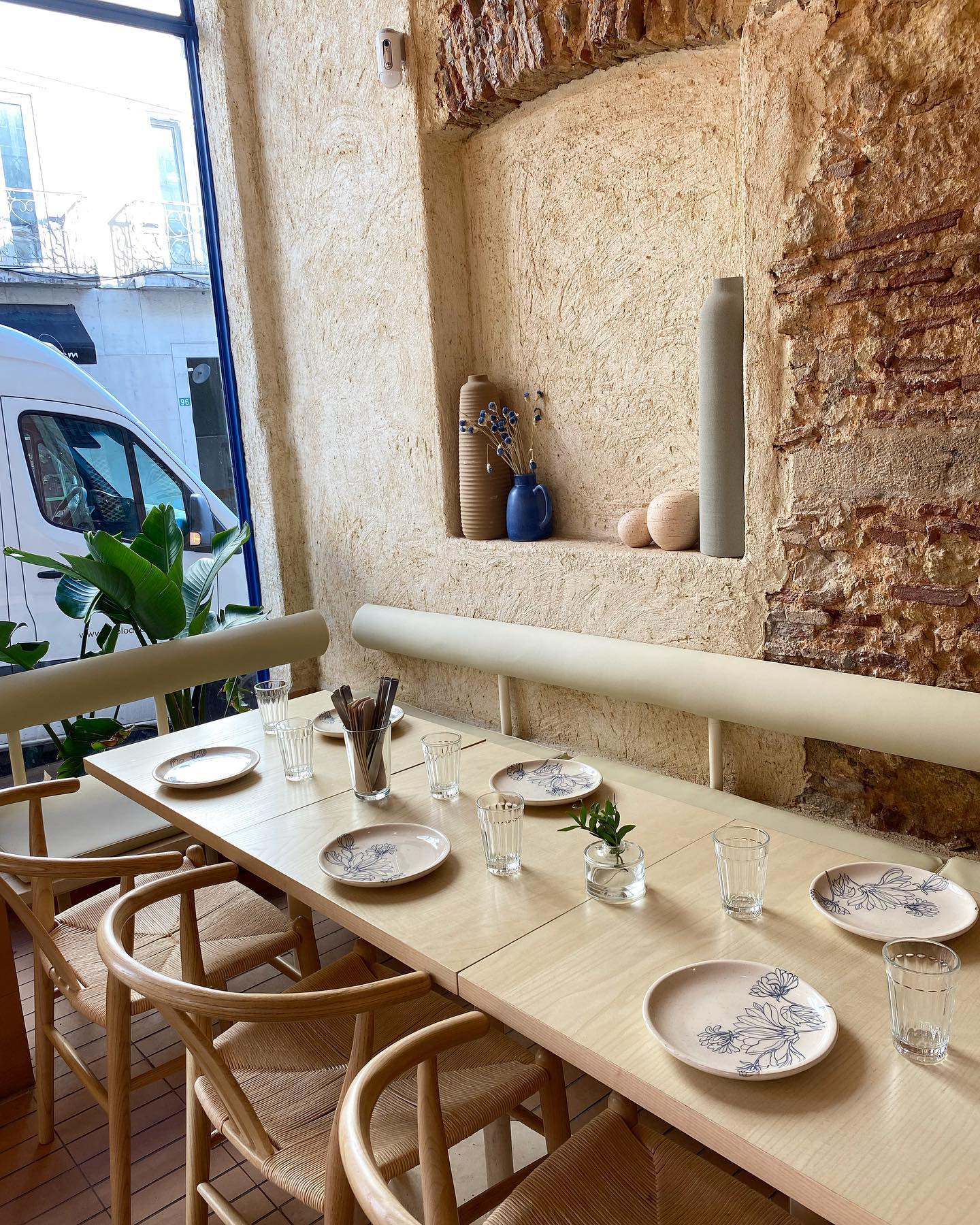 Kefi Greek Bistro photo at Calçada da Estrela 187, Lisbon